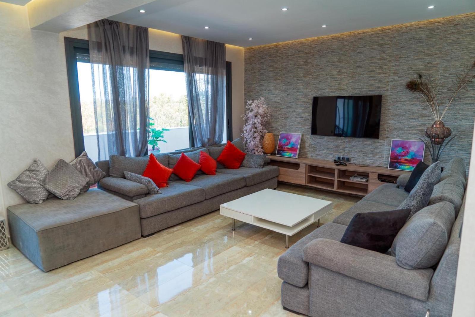 Luxury 3 Bedroom Panoramic Views In Hotspot With Fibre Optic Wifi And Netflix 丹吉尔 外观 照片